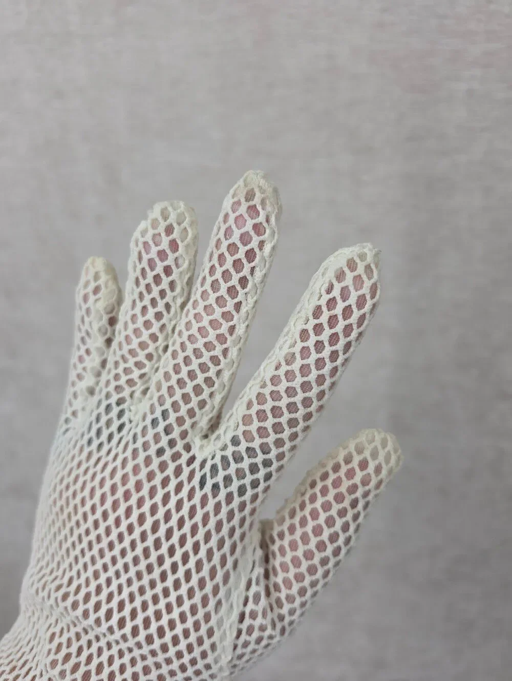 Vintage Japan Off White Mesh Fishnet Gloves